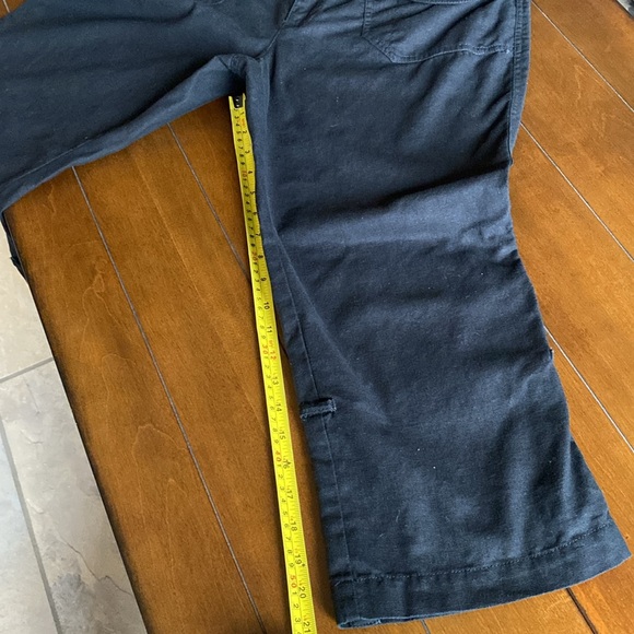 STUDIO By Liz Claiborne Black Cotton/Linen Capris Size 14 - Picture 10 of 10